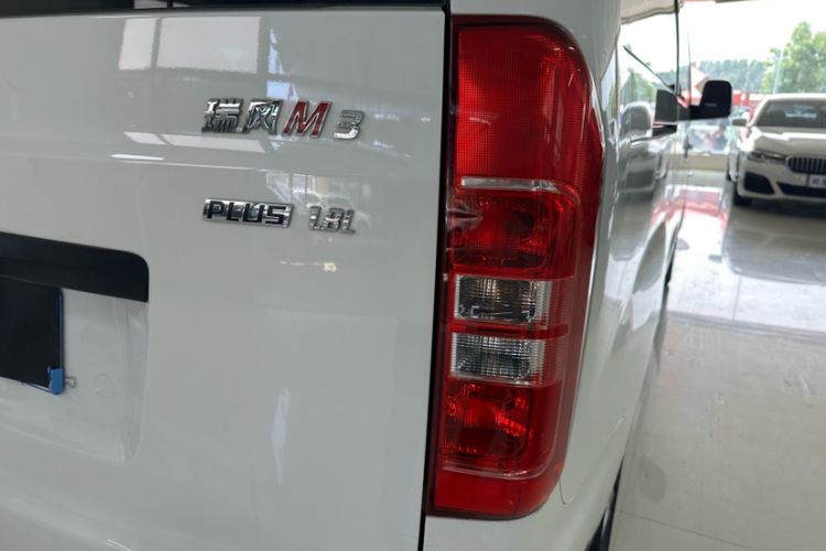 Used JAC Refine M3 2019 PLUS Maker Edition 1.8L Luxury Model Exterior 11