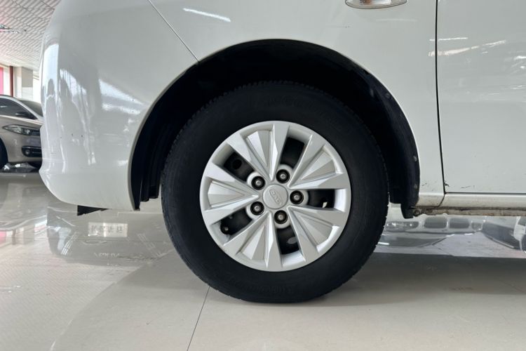 Used JAC Refine M3 2019 PLUS Maker Edition 1.8L Luxury Model Exterior 14