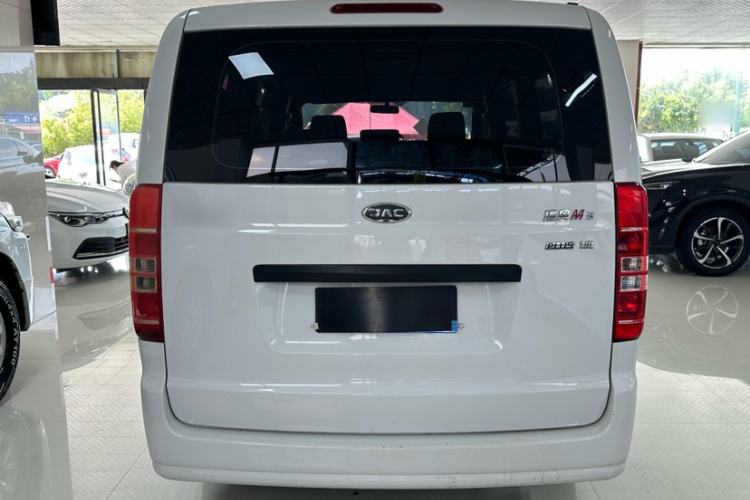 Used JAC Refine M3 2019 PLUS Maker Edition 1.8L Luxury Model Exterior 2