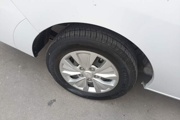 Used JAC Refine M3 2019 PLUS Maker Edition 1.8L Luxury Model Exterior 5