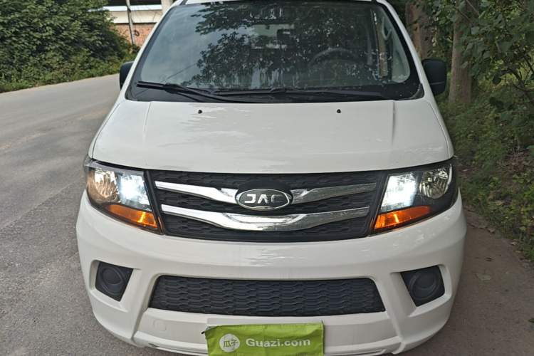 Used JAC Refine M3 2019 Creator Edition 1.8L Luxury Model Front