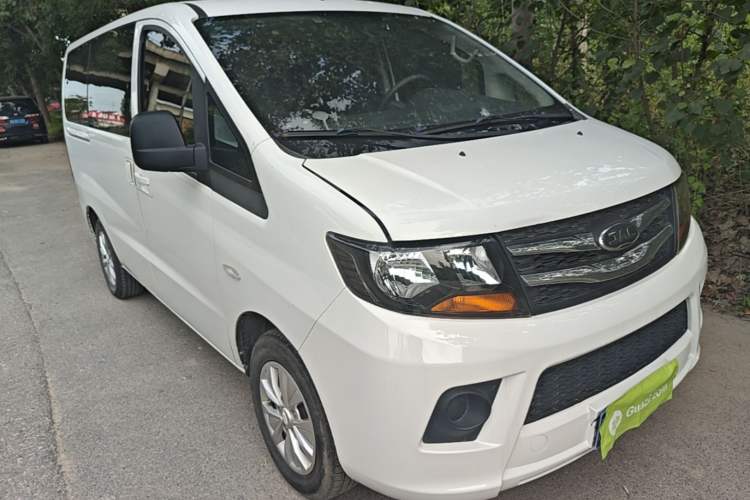 Used JAC Refine M3 2019 Creator Edition 1.8L Luxury Model Front Right 45 Deg