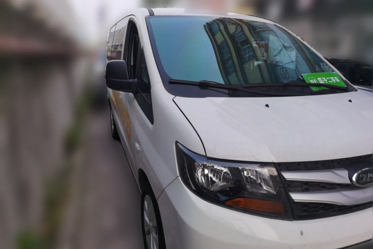 Used JAC Refine M3 2019 Creator Edition 1.8L Luxury Model Front Right 45 Deg