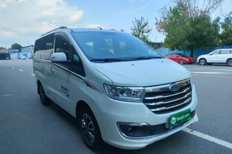 Used JAC Refine M3 2019 IKEA Edition 1.8L Luxury Smart Model Front Right 45 Deg