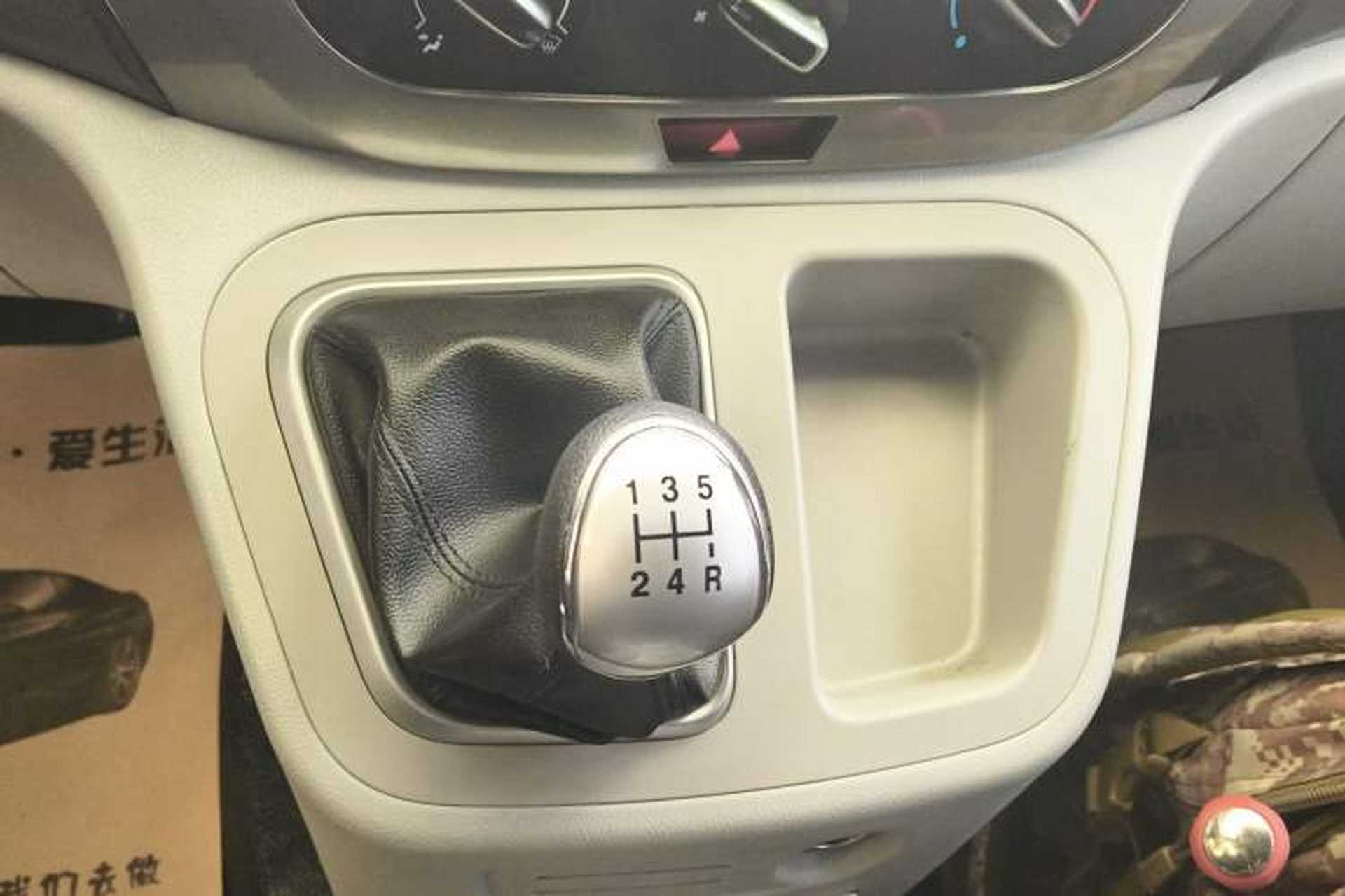 Used JAC Refine M3 2019 Creator Edition 1.8L Luxury Model Gear Lever