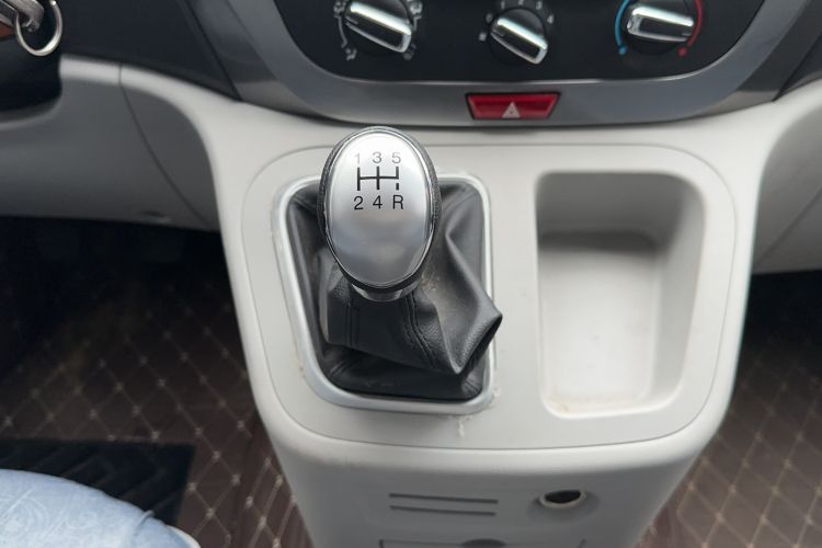 Used JAC Refine M3 2019 Creator Edition 1.8L Luxury Model Gear Lever