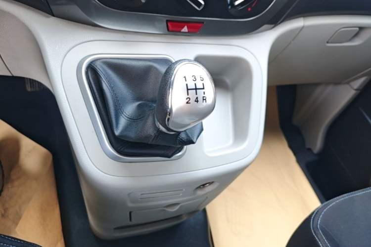 Used JAC Refine M3 2019 IKEA Edition 1.8L Luxury Model Gear Lever