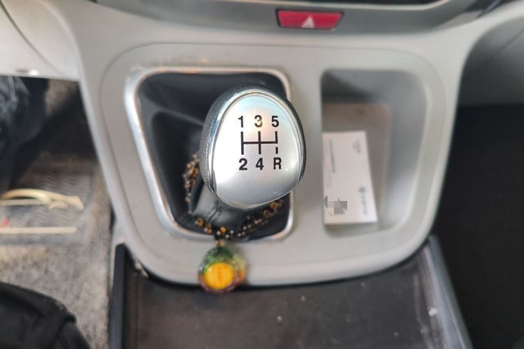 Used JAC Refine M3 2019 1.8L 5-Seater Express Edition Gear Lever