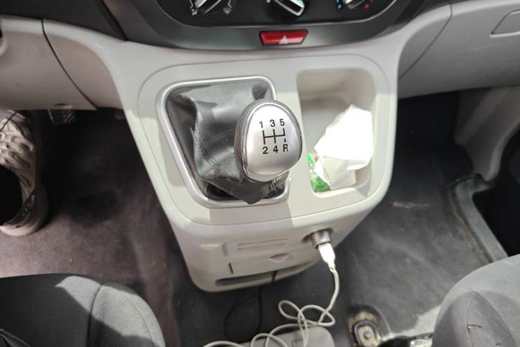 Used JAC Refine M3 2019 Creator Edition 1.8L Luxury Model Gear Lever