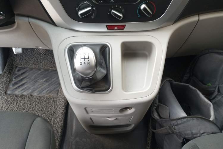 Used JAC Refine M3 2019 Creator Edition 1.8L Luxury Model Gear Lever