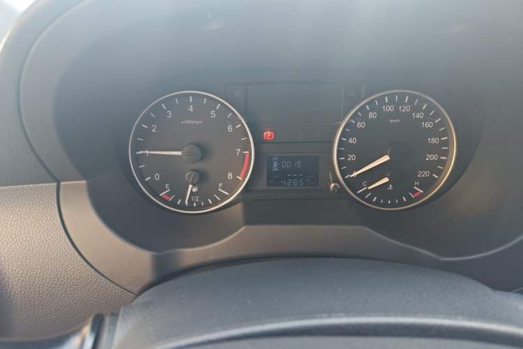 Used JAC Refine M3 2019 PLUS Maker Edition 1.8L Luxury Model Instrument Cluster