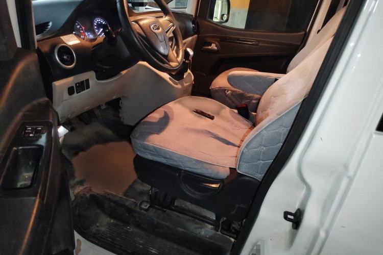 Used JAC Refine M3 2019 1.8L 5-Seater Express Edition Interior 3