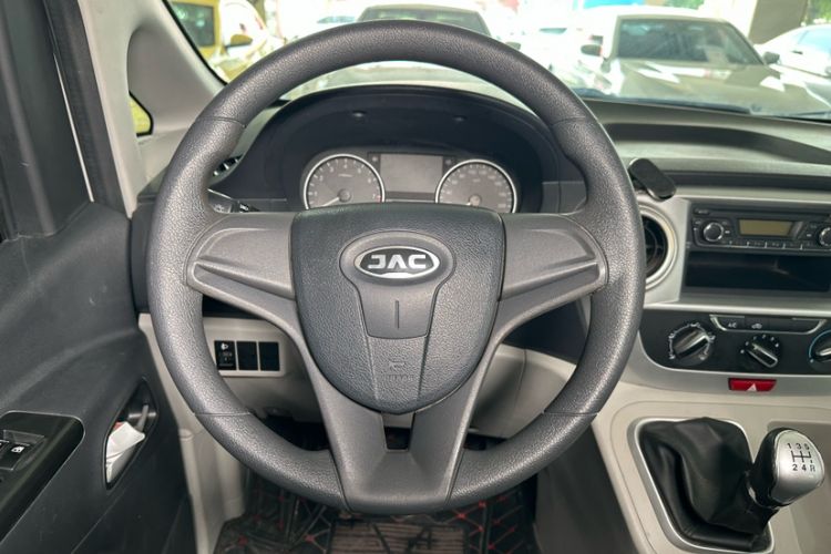 Used JAC Refine M3 2019 PLUS Maker Edition 1.8L Luxury Model Interior 8