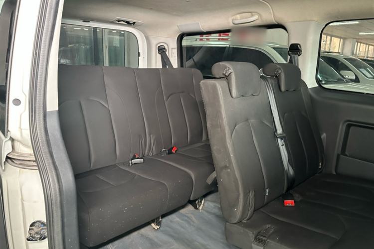 Used JAC Refine M3 2019 PLUS Maker Edition 1.8L Luxury Model Interior 9