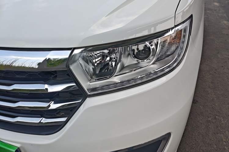 Used JAC Refine M3 2019 IKEA Edition 1.8L Luxury Model Left Front Headlight