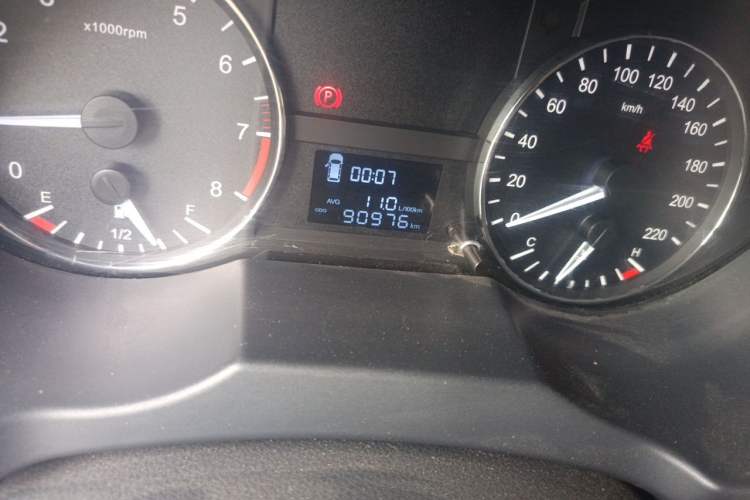Used JAC Refine M3 2019 IKEA Edition 1.6L Luxury Model Odometer Close Up