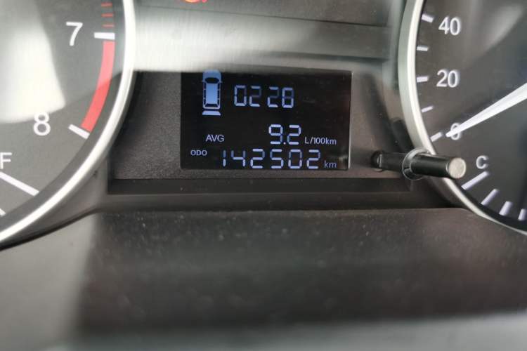 Used JAC Refine M3 2019 PLUS Creator Edition 1.8L Luxury Smart Model Odometer Close Up