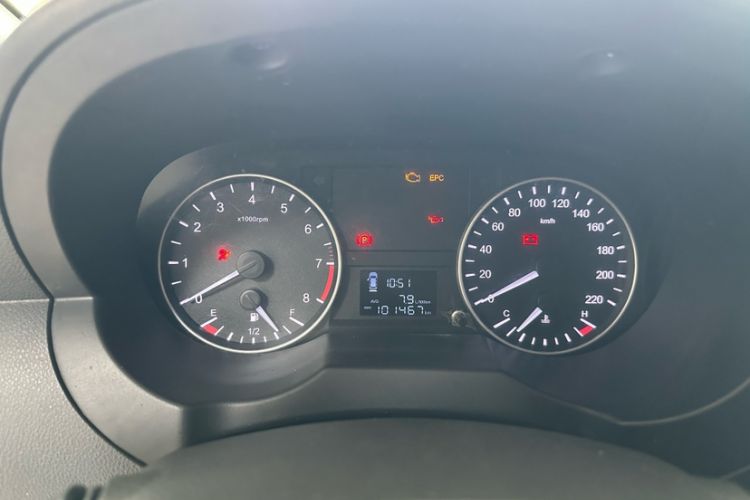Used JAC Refine M3 2019 PLUS Maker Edition 1.8L Luxury Model Odometer Close Up