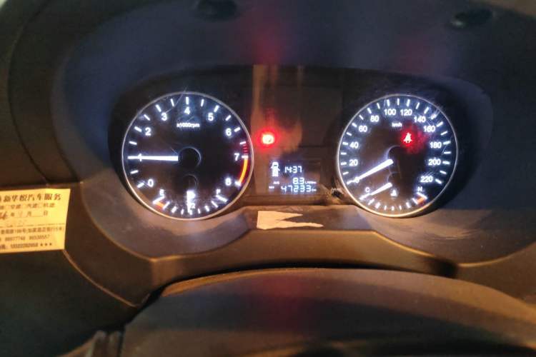 Used JAC Refine M3 2019 1.8L 5-Seater Express Edition Odometer Close Up