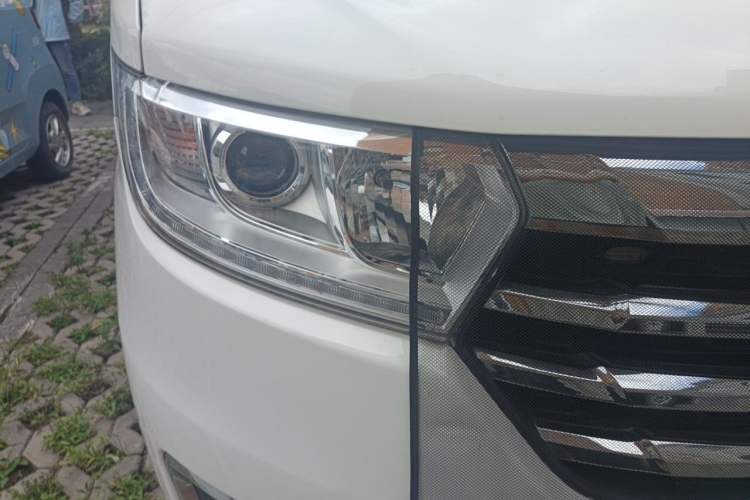 Used JAC Refine M3 2019 IKEA Edition 1.6L Luxury Model Right Front Headlight