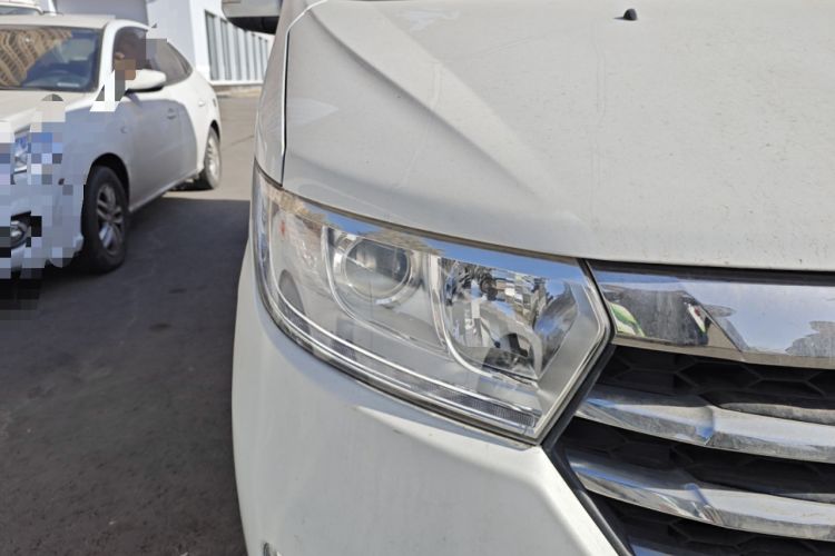 Used JAC Refine M3 2019 IKEA Edition 1.6L Luxury Smart Model Right Front Headlight