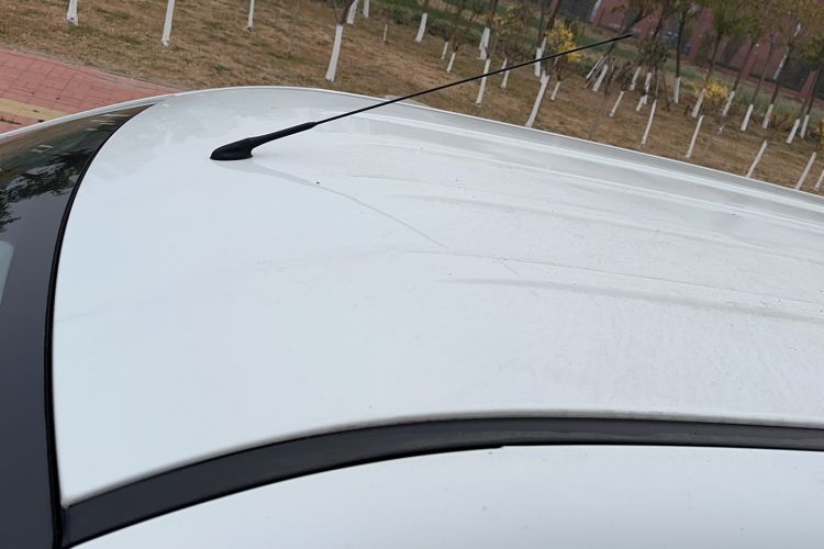 Used JAC Refine M3 2019 Creator Edition 1.8L Luxury Model Roof