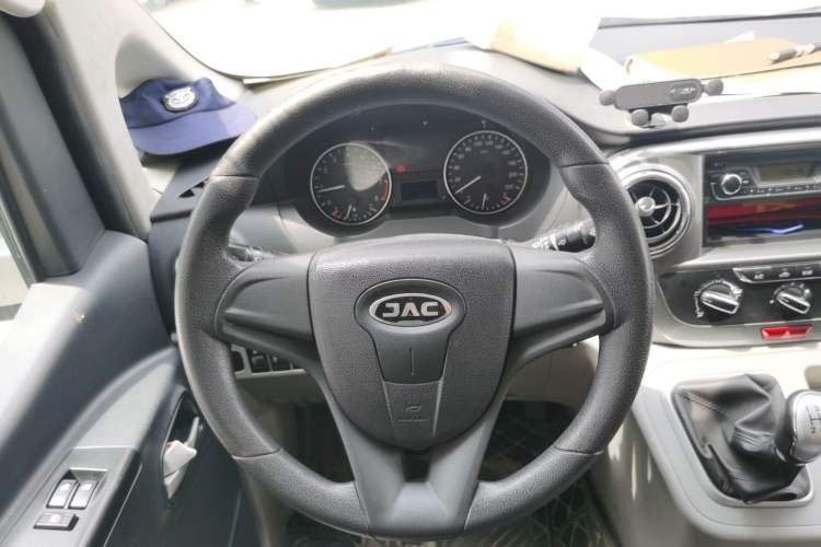 Used JAC Refine M3 2019 PLUS Creator Edition 1.8L Luxury Smart Model Steering Wheel
