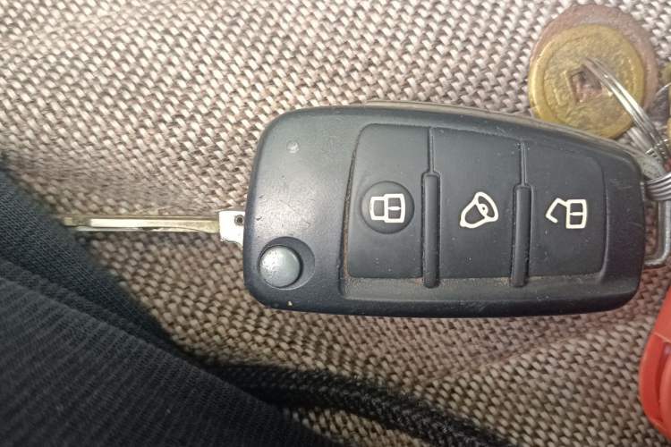 Used JAC Refine M3 2019 PLUS IKEA Edition 1.8L Luxury Model Vehicle Key