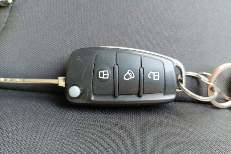 Used JAC Refine M3 2019 IKEA Edition 1.8L Luxury Model Vehicle Key