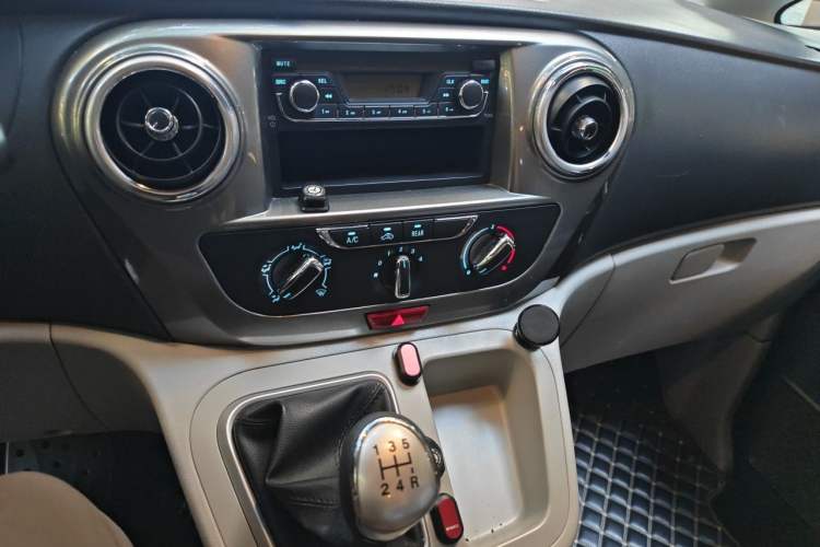 Used JAC Refine M3  Audio And AC Panel