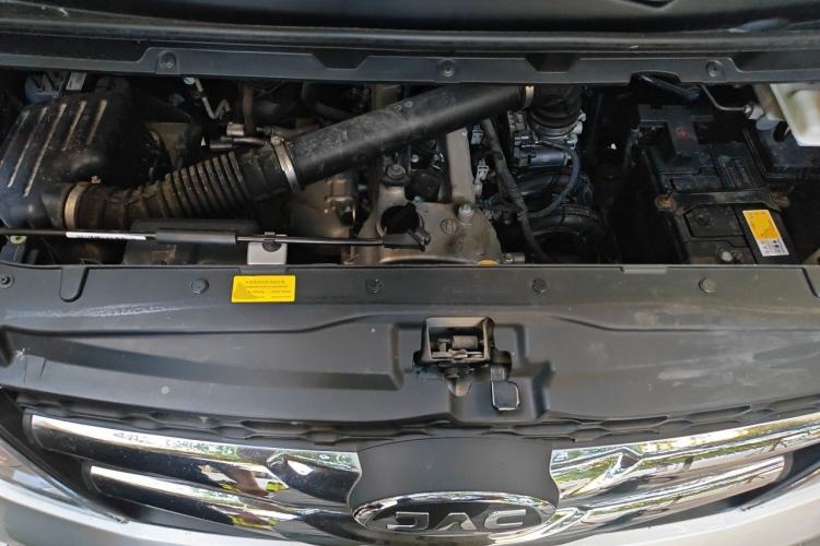Used JAC Refine M3  Engine Bay