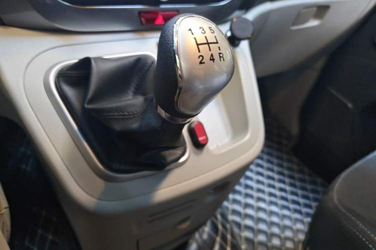 Used JAC Refine M3  Gear Lever