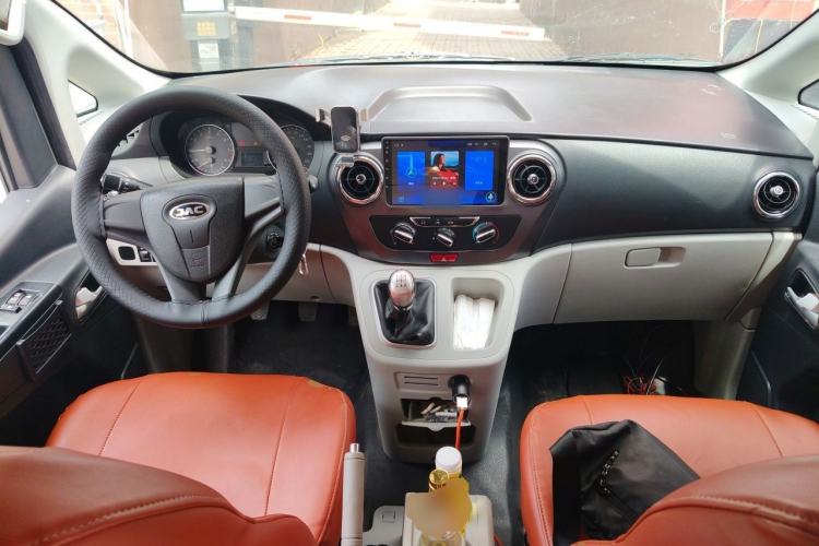 Used JAC Refine M3  Center Console