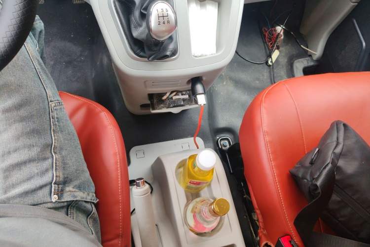 Used JAC Refine M3  Gear Lever