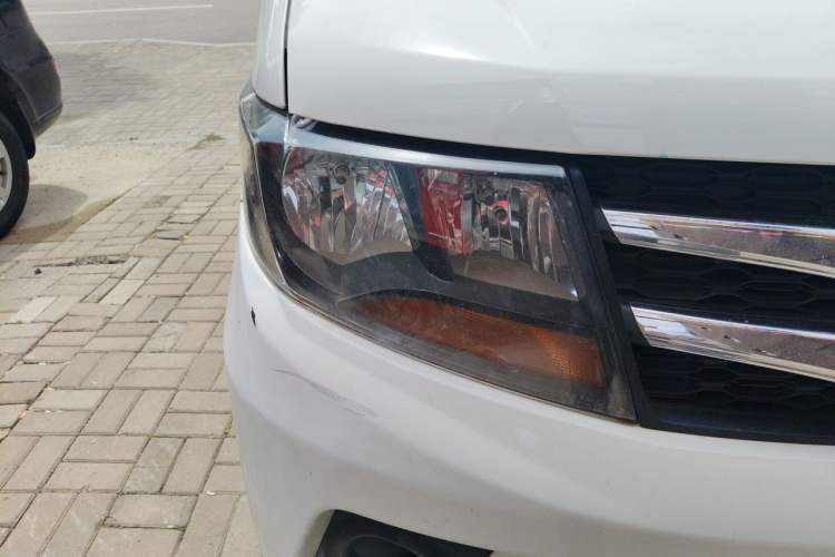 Used JAC Refine M3  Right Front Headlight
