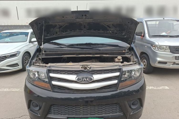 Used JAC Refine M3 2021 PLUS 1.8L 2-Seat Shuttle Version Engine Bay