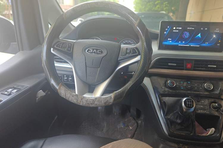 Used JAC Refine M3 2021 PLUS IKEA High-Power Edition 1.5T Luxury Model Steering Wheel