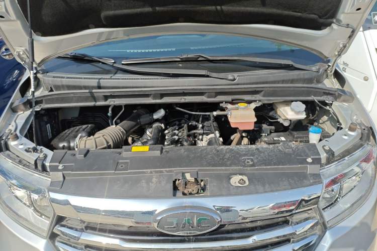 Used JAC Refine M3 2021 IKEA High-Power Edition 1.5T Luxury Model Engine Bay