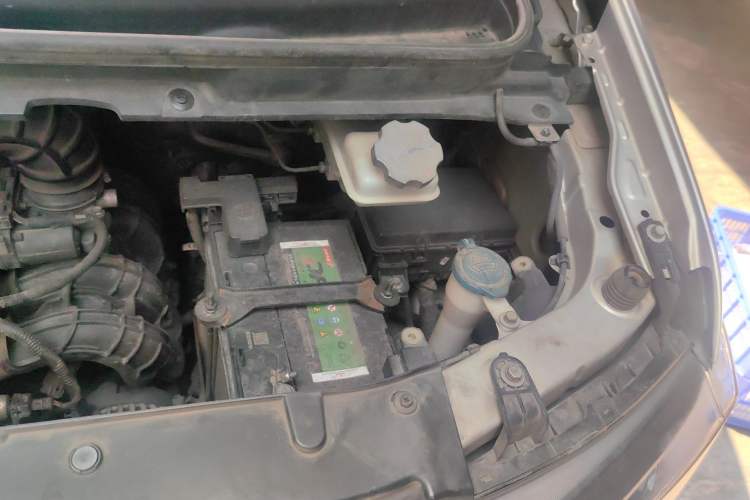 Used JAC Refine M3 2021 PLUS 1.8L 2-Seat Shuttle Version Engine Bay Left