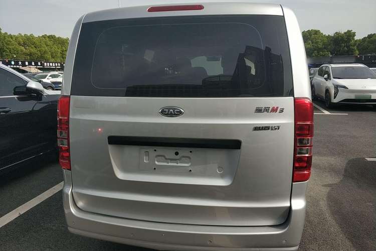 Used JAC Refine M3 2021 PLUS IKEA High-Power Edition 1.5T Luxury Model Exterior 4