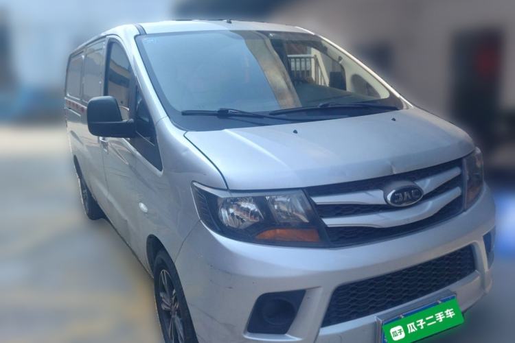 Used JAC Refine M3 2021 PLUS 1.8L 2-Seat Shuttle Version Front Right 45 Deg