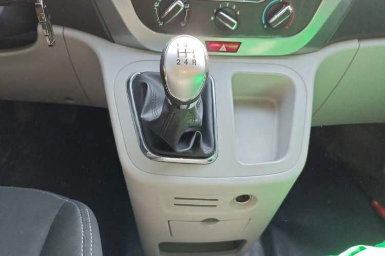 Used JAC Refine M3 2021 IKEA High-Power Edition 1.5T Luxury Model Gear Lever