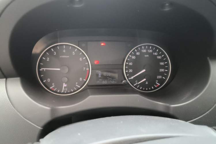 Used JAC Refine M3 2021 PLUS 1.8L 2-Seat Shuttle Version Instrument Cluster