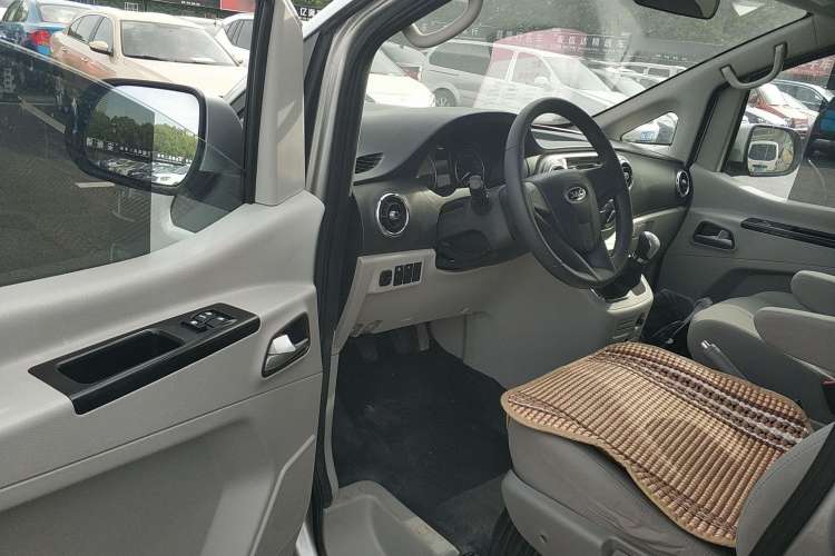 Used JAC Refine M3 2021 PLUS IKEA High-Power Edition 1.5T Luxury Model Interior 3