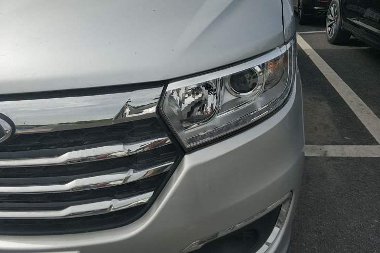Used JAC Refine M3 2021 PLUS IKEA High-Power Edition 1.5T Luxury Model Left Front Headlight