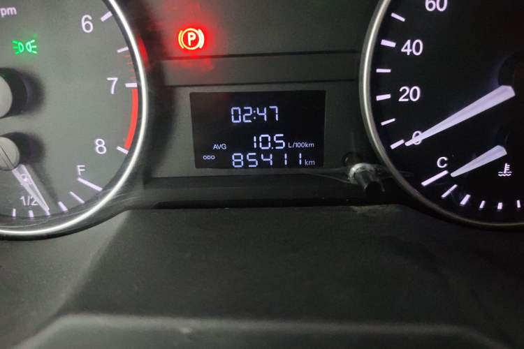 Used JAC Refine M3 2021 PLUS IKEA High-Power Edition 1.5T Luxury Model Odometer Close Up