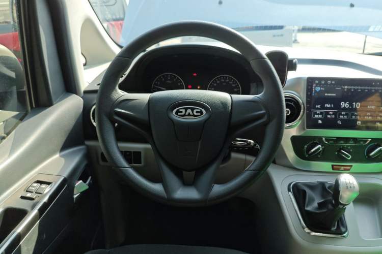 Used JAC Refine M3 2021 IKEA High-Power Edition 1.5T Luxury Model Steering Wheel