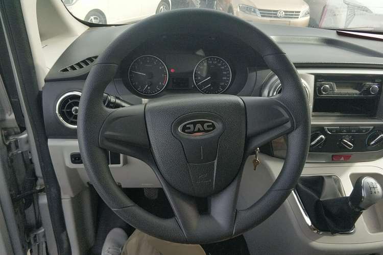 Used JAC Refine M3 2021 PLUS IKEA High-Power Edition 1.5T Luxury Model Steering Wheel