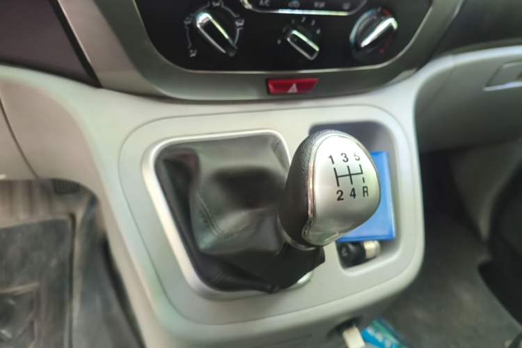 Used JAC Refine M3  Gear Lever