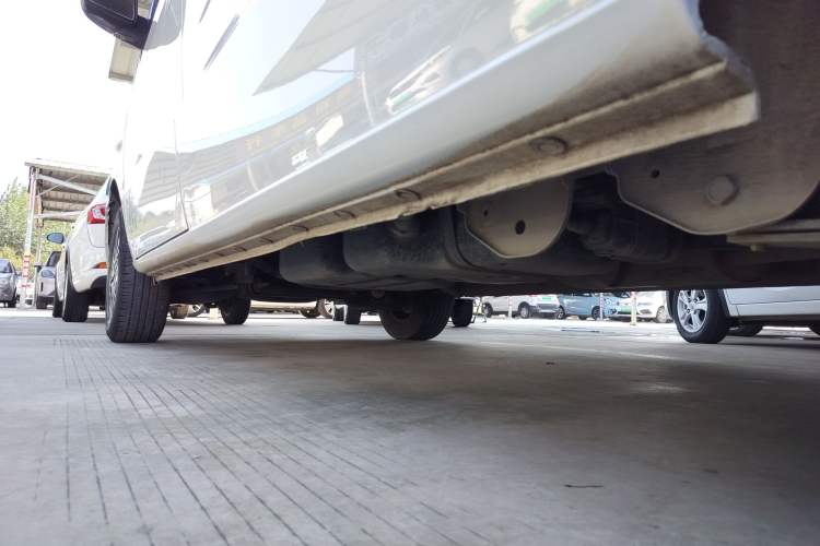 Used JAC Refine M3 2021 PLUS 1.8L 2-Seat Shuttle Version Left Side Sill